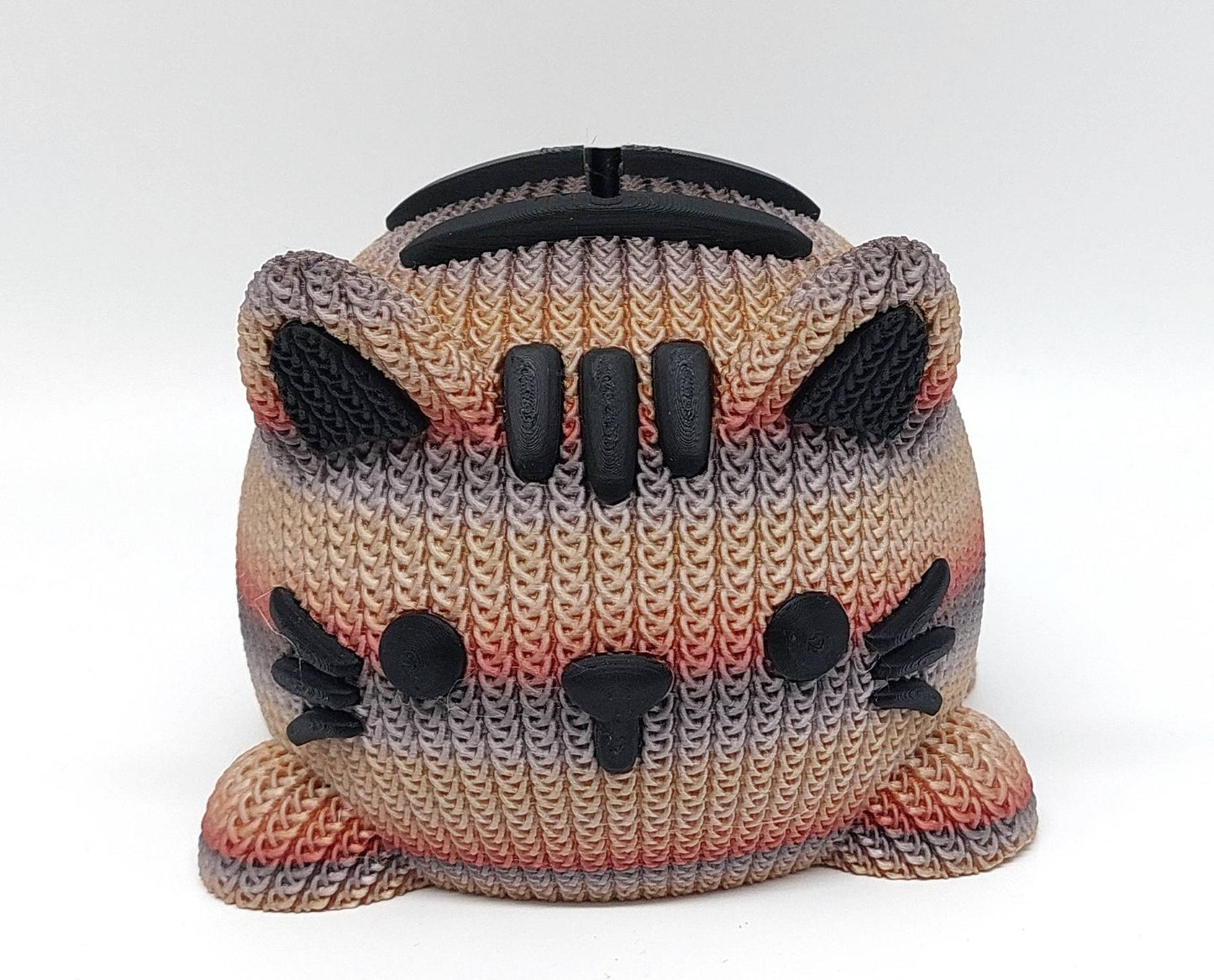 Rainbow Spardose Katze gestrickt